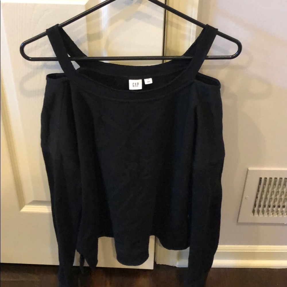 GAP cold shoulder sweatshirt size medium